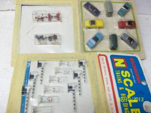 N SCALE BACHMANN CARS AND EQUIPMENT LOT 109