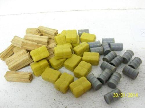 HO / OO LOADS LOT 894