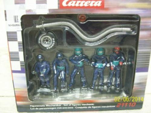 1:32 SCALE CARRERA PIT CREW/ MECHANICS  -  LOT 191 B