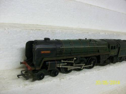 OO SCALE TRI-ANG  "BRITANNIA"  STEAM LOCO 4-6-2  - LOT 644 B