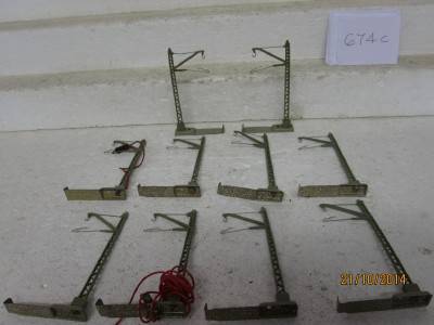 HO SCALE MARKLIN : MAST POLES x10 -  LOT  674C