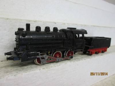 HO SCALE :  LIMA 0-6-0 STEAM LOCOMOTIVE -  LOT 5 D