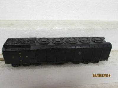 HO SCALE : SAR CLASS 25C TENDER -  LOT 29 E
