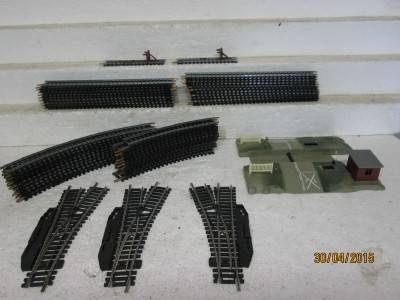 HO SCALE : LIMA TRACK AND ACCESSORIES -  LOT 97 E