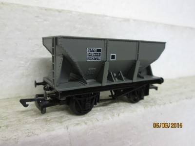 OO SCALE : DAPOL COAL HOPPER - LOT  318 E