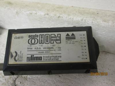 HO/OO/N SCALE : LIMA TRANSFORMER / CONTROLLER - LOT 496E