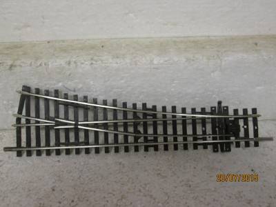 HO/OO SCALE : PECO RIGHT HAND POINT - LOT 799E