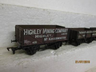 OO SCALE : AIRFIX x3 OPEN GOODS - LOT 835E