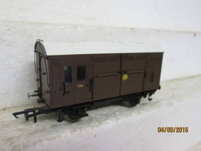 OO SCALE : HORNBY GWR HORSE BOX - LOT 616F