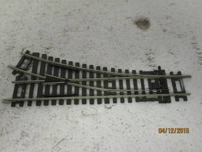 HO/OO SCALE : HORNBY RIGHT HAND POINT R8073 - LOT 619G