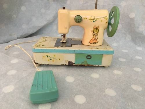 Vintage Tin Toy Sewing Machine