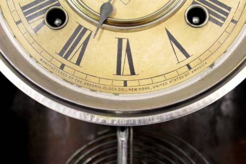 Antique Ansonia Mantel clock - "Gingerbread clock" - Working with key - A stunning example! Bid now!