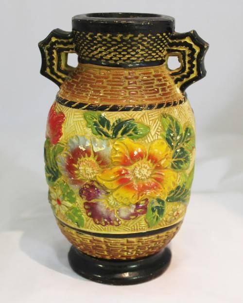 Wooden painted and embossed vase - Very ornate! - Beautiful! - Low price!! - Bid Now!!