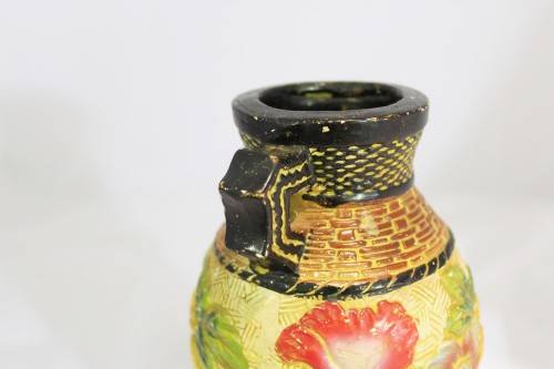 Wooden painted and embossed vase - Very ornate! - Beautiful! - Low price!! - Bid Now!!