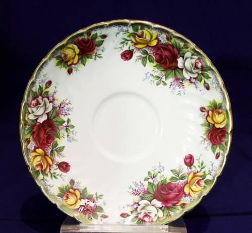 Aynsley Staffordshire - Roses - Trio - Beautiful! - Bid Now!!!