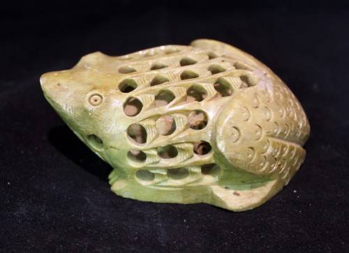 Carved stone frog - Stunning!! - Low Price - Bid Now!!!