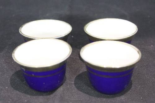 Sake style cups - Royal blue with gold trim - 4 Pieces - Beautiful! - Bid Now!!!