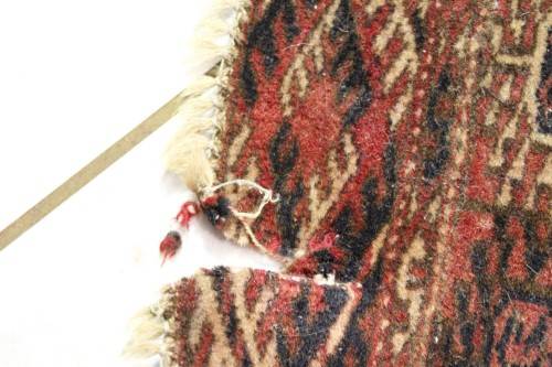 Persian style rug - 167cm x 124cm - Beautiful!! - Bid Now!!!