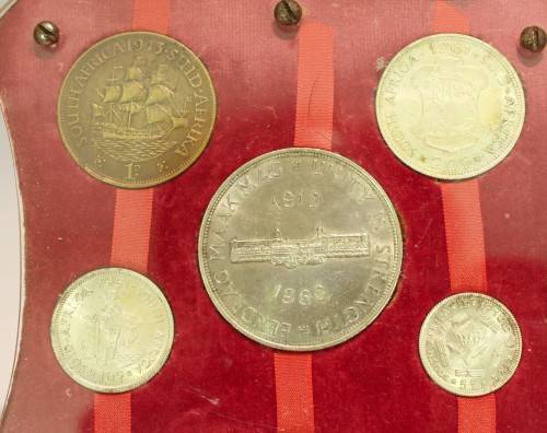 Framed coin set - 1960's - Stunning!! - Bid Now!!!