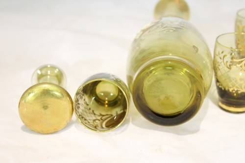 Venetian style decanter set!! Beautiful in yellow! - Low price!! - Bid Now!!!