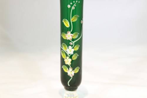 Venetian style vase - Very slim green vase - A beauty!! - Low price!! - Bid Now!!!