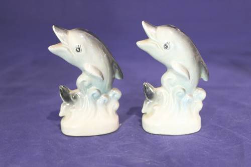 Balboa - Hand made - Dolphin salt and pepper set - Beautiful! - Bid Now!!!
