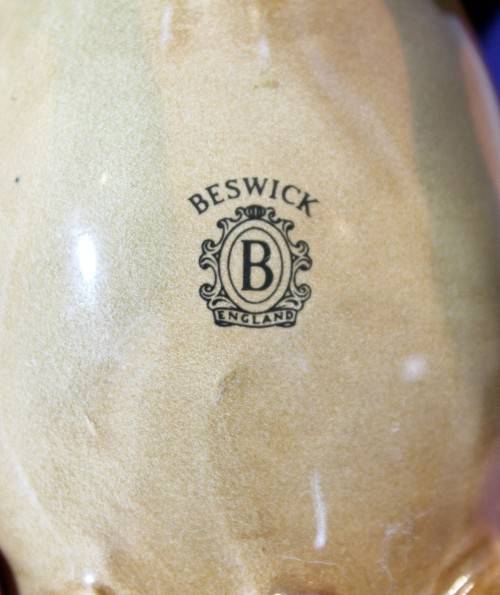 Beswick - Jockey on racehorse - Stunning! - Rare piece - Bid Now!!