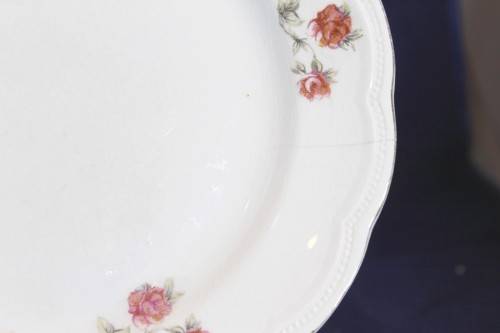 Kingsway - Four breakfast plates - Low price! - Bid now!!