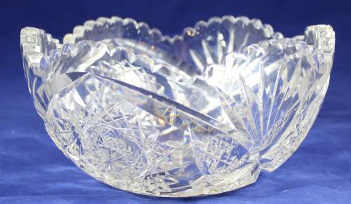 Deep Cut Crystal Glass - Bowl - Absolutely Stunning!! - Bid Now!