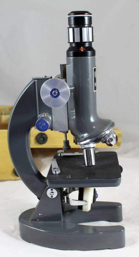 Microscope - Gorgeous!! - Bid Now!!!