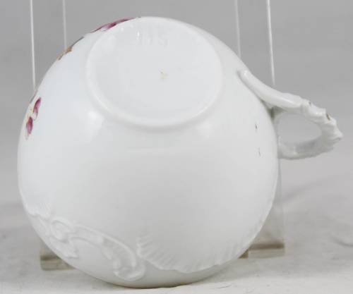 Tea Cup - White with Embossing - Bid Now!!!