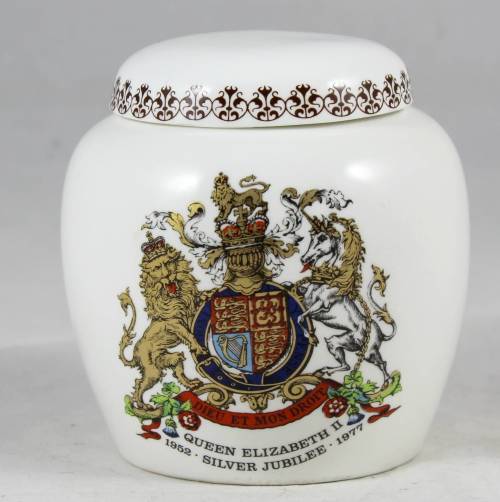 Roy Kirkham - Queen Elizabeth - Silver Jubilee - Bid Now!!!