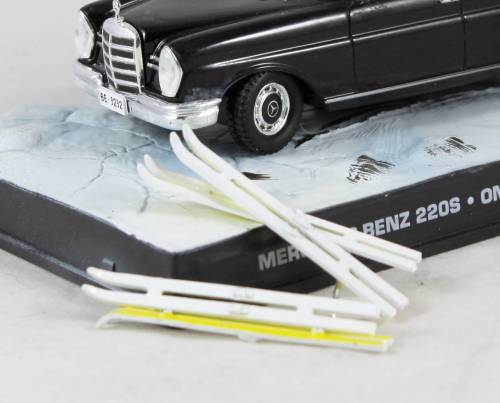 A stunning James Bond Mercedes Benz 220S from "On Her Majesty's Secret Service"!!  Bid now!!