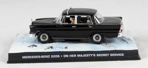 A stunning James Bond Mercedes Benz 220S from "On Her Majesty's Secret Service"!!  Bid now!!