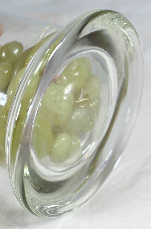 Container with Semi-Precious Stone Grapes - So Beautiful! - Bid Now!!!