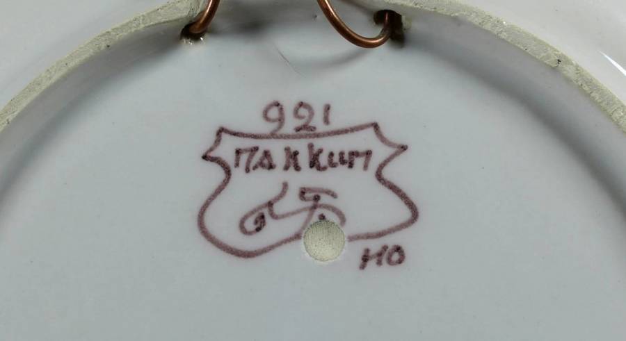 Makkum Holland - Large Wall Plate With Birds - Bid Now!!!