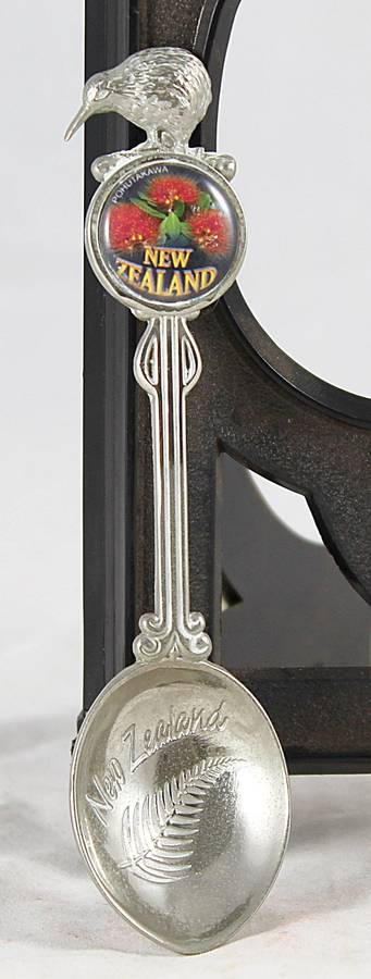 Souvenir Spoon - New Zealand - Beautiful! - Low Price!! - Bid Now!!!