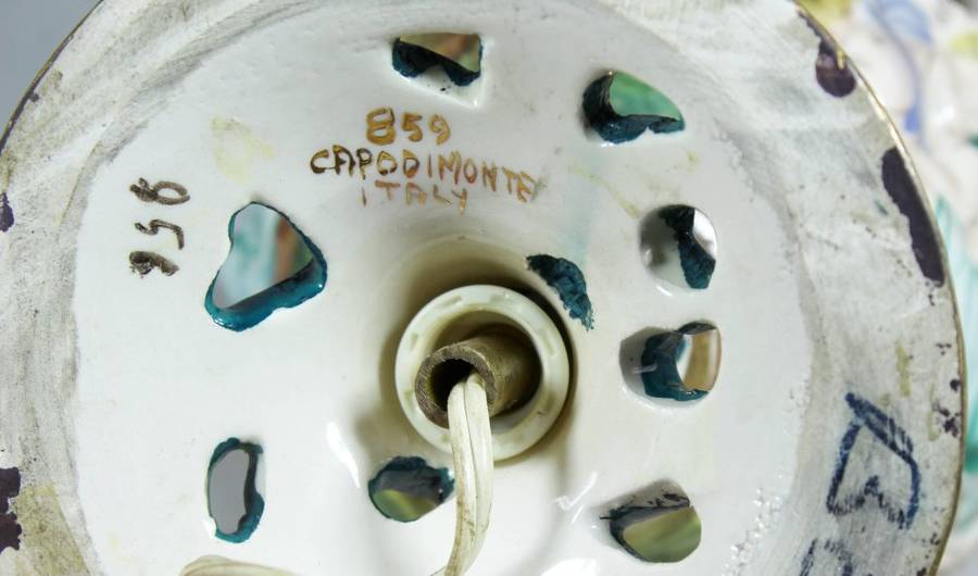 Capodimonte - Italian Lamp - Beautiful! - Bid Now!