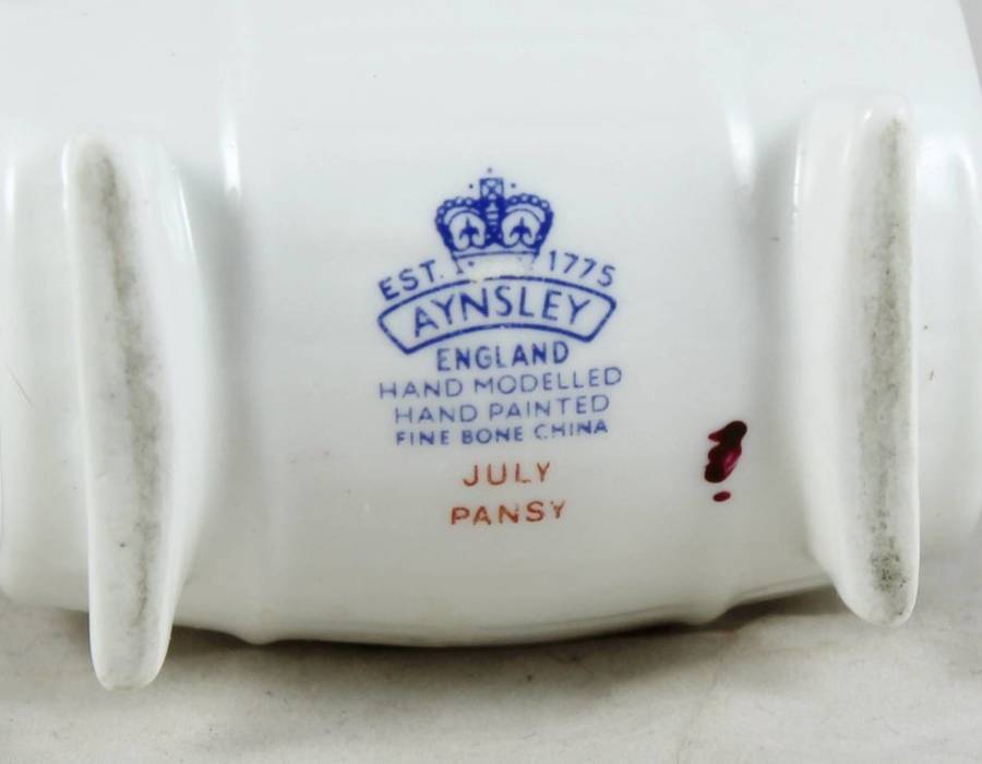 Aynsley - Barrel Vase with Flowers - Gorgeous! - Bid Now!!!