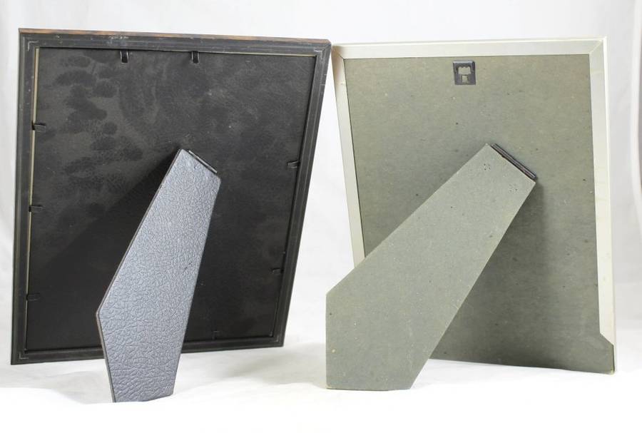 Pair of medium sized frames - table standing