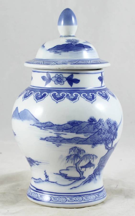 Blue & White - Chinese Lidded Container - Gorgeous! - Bid Now!!!
