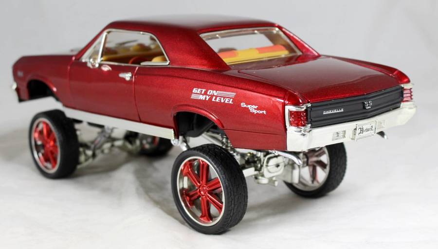 Motor Max - 1967 Chevrolet Chevelle SS396 Hi-Rizers - 1:18 Scale Model - Bid Now!!