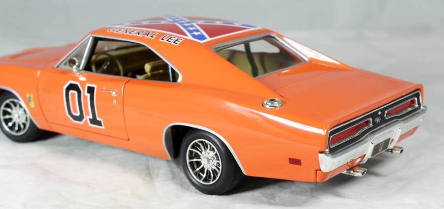 ERTL - 1969 Dodge General Lee - LIMITED EDITION - 11/3000 - 1:18 Scale Model - Bid Now!!