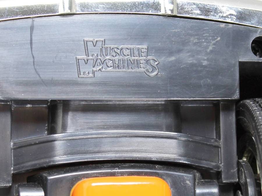 Muscle Machines - 1956 Olds 88 Pro Street - 1:18 Scale Model - Bid Now!!