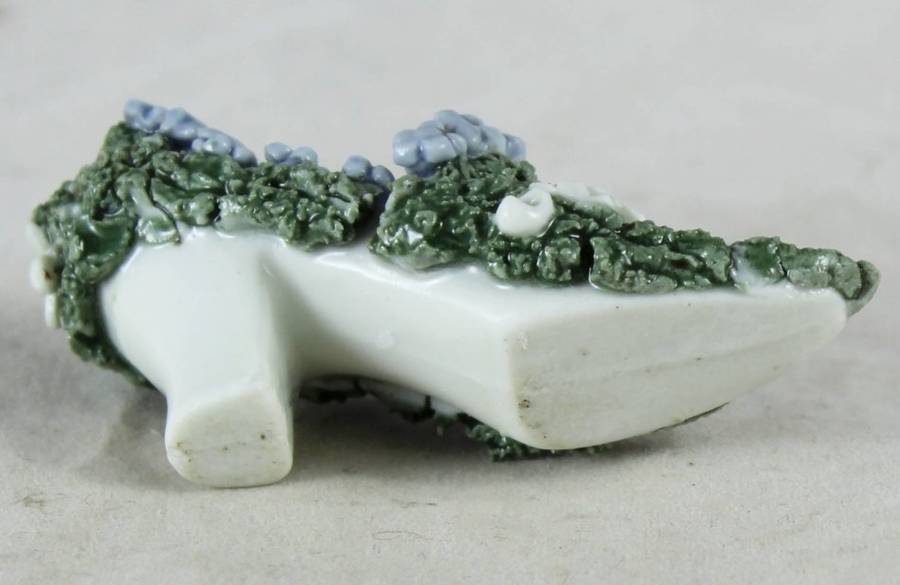 Miniature Shoe - Covered with Flowers - Beautiful! - Bid Now!!!