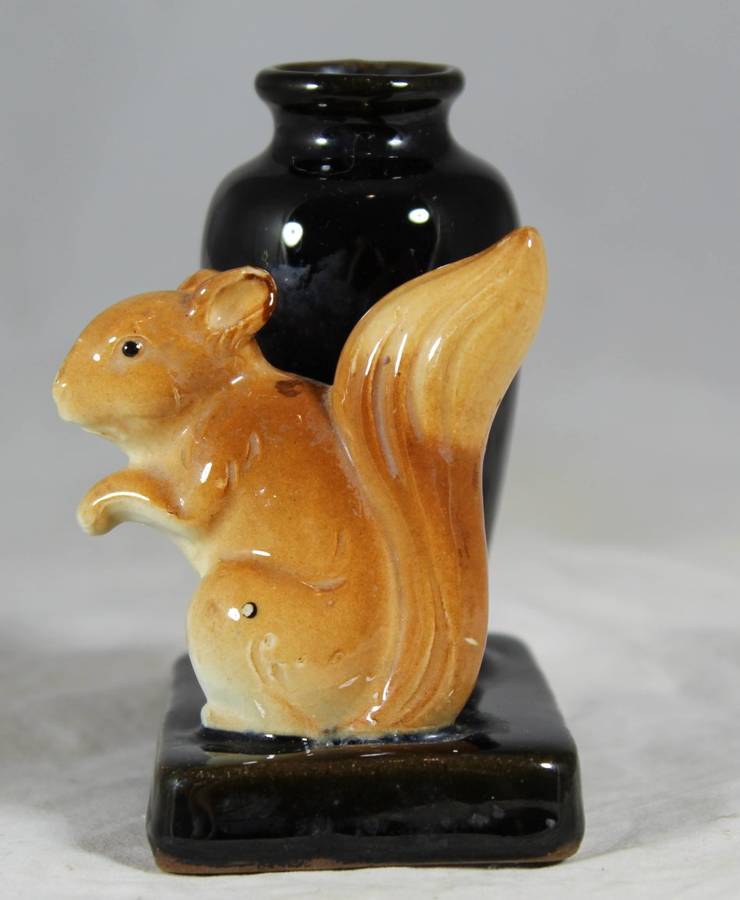 Squirrel Pen Holder - BID NOW!!!
