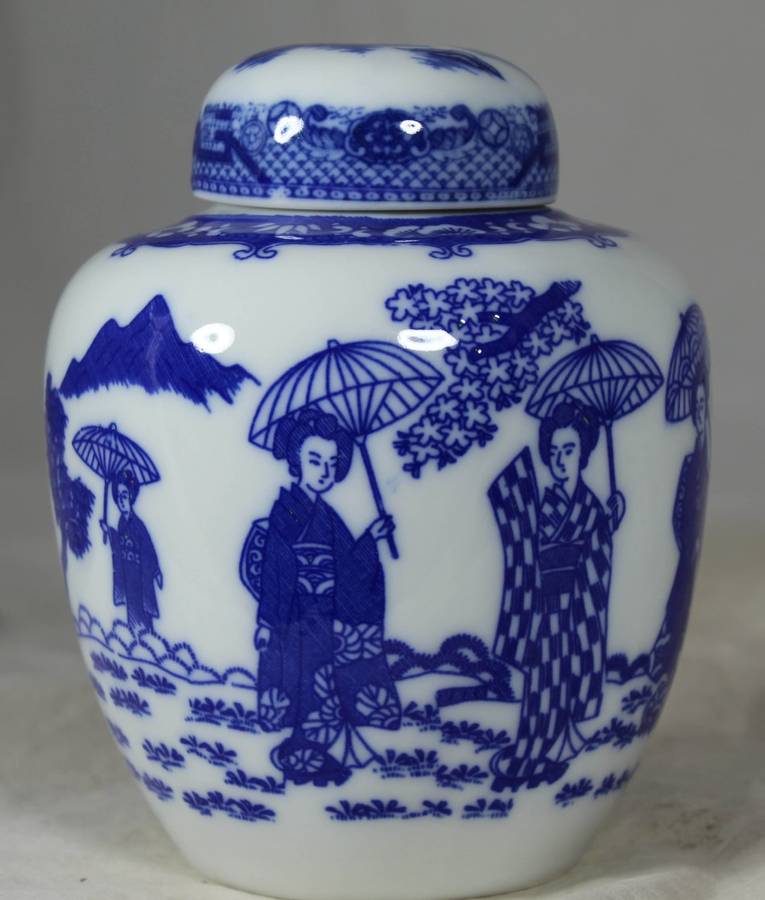 Blue & White Ginger Jar - BID NOW!!!