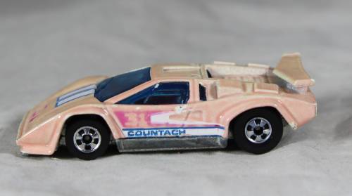 HotWheels - Lamborghini Countach - 1:64 - 1987 - BID NOW!!!