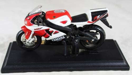 Maisto -  Bike - Yamaha YZF-R7 - Bid Now!!