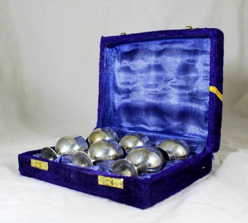 Silver Plated Egg Codler (set of 6) in Velvet box - Bid Now!!